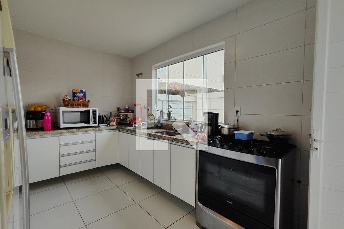 Casa, 3 quartos, 250 m² - Foto 44
