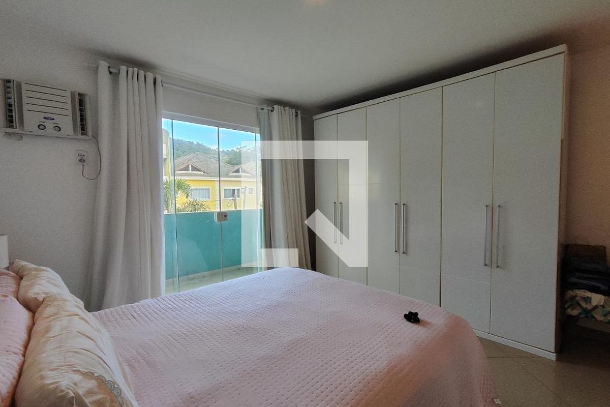 Casa, 3 quartos, 250 m² - Foto 14