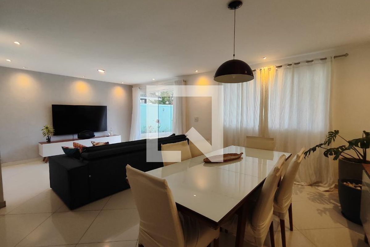 Casa, 3 quartos, 250 m² - Foto 2