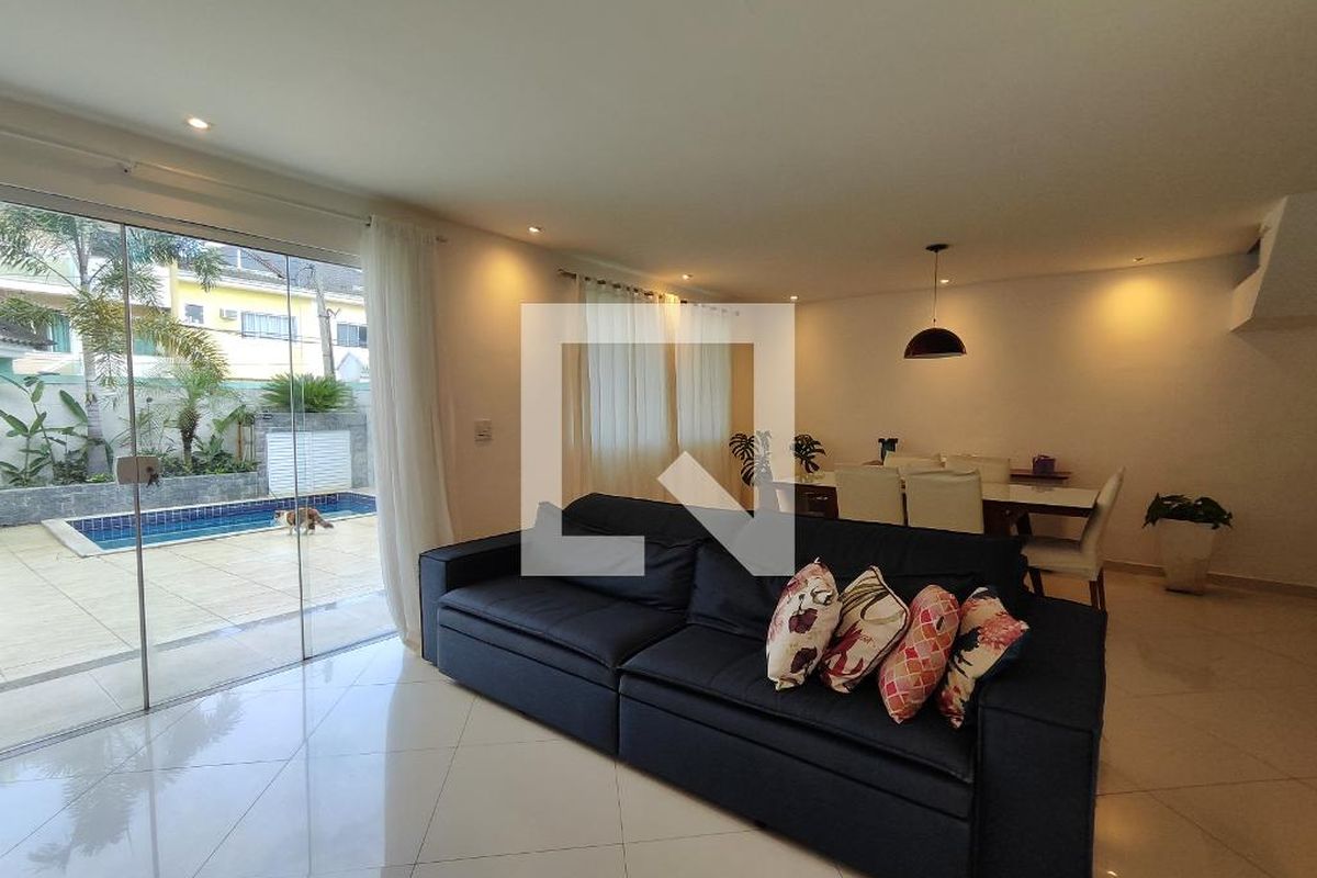 Casa, 3 quartos, 250 m² - Foto 8