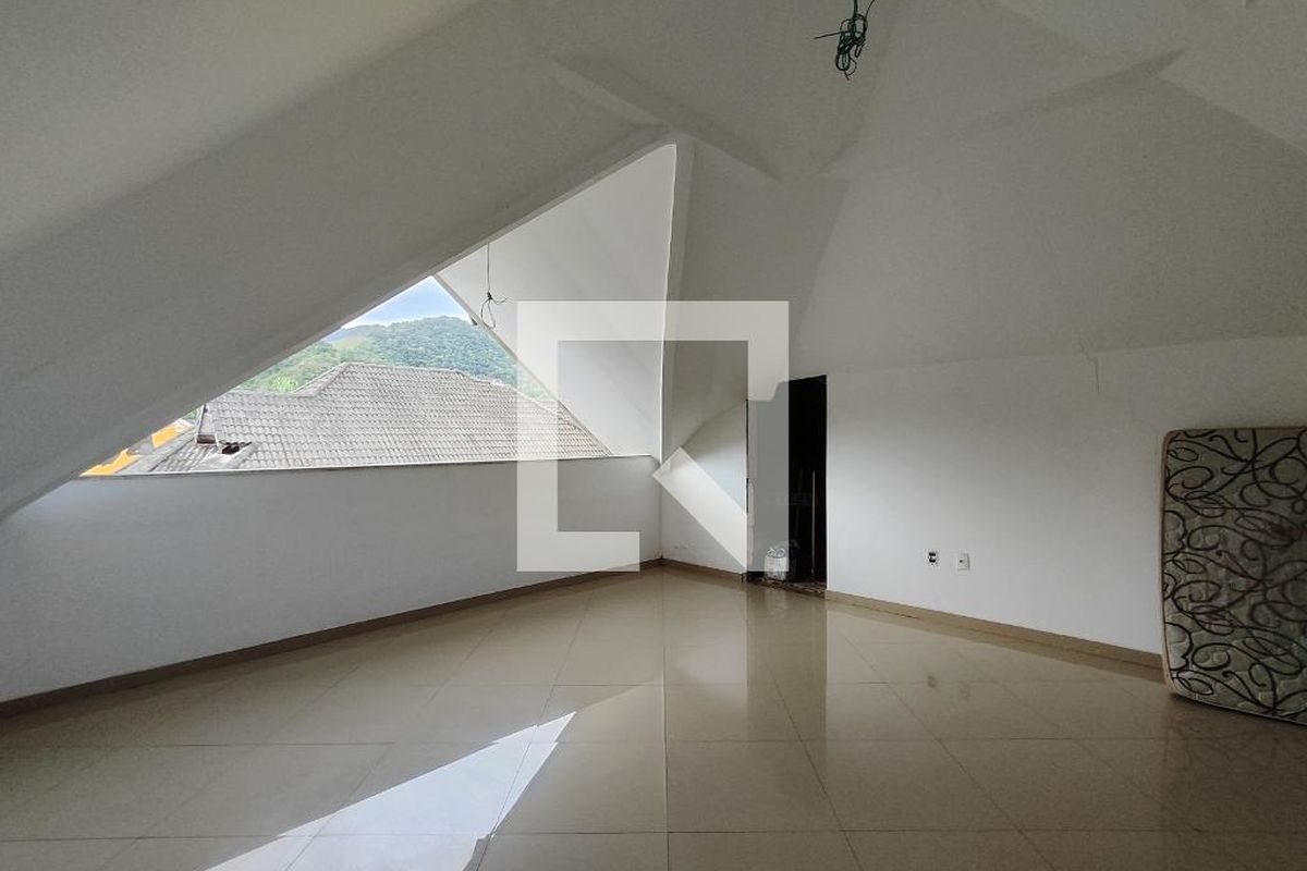 Casa, 3 quartos, 250 m² - Foto 80