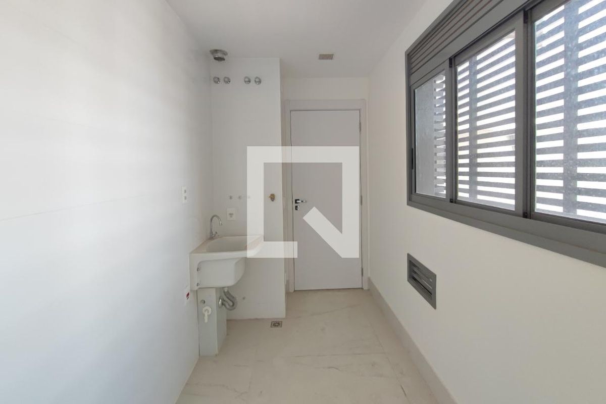Apartamento à Venda - Cambuí, 3 Quartos,  190 m2 em , Campinas - sp | SoloBR