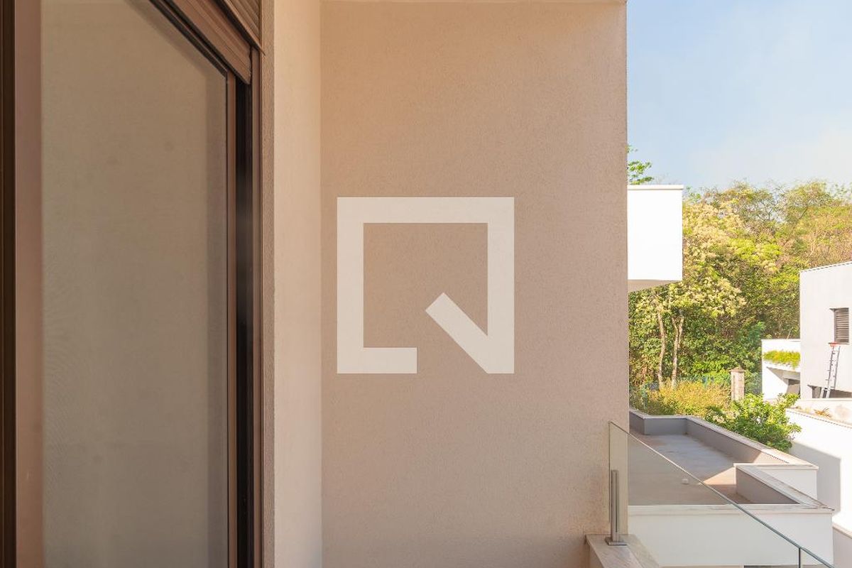Casa à Venda - Swiss Park, 4 Quartos,  460 m2 em , Campinas - sp | SoloBR