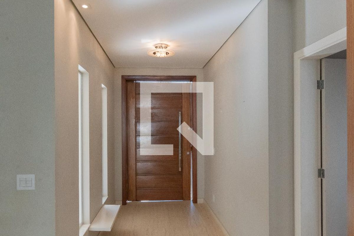 Casa à Venda - Swiss Park, 4 Quartos,  460 m2 em , Campinas - sp | SoloBR