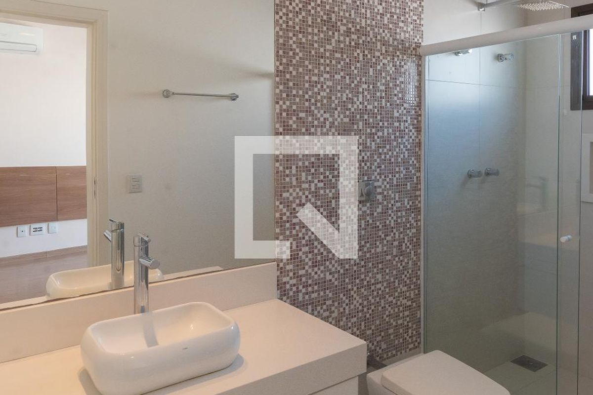 Casa à Venda - Swiss Park, 4 Quartos,  460 m2 em , Campinas - sp | SoloBR