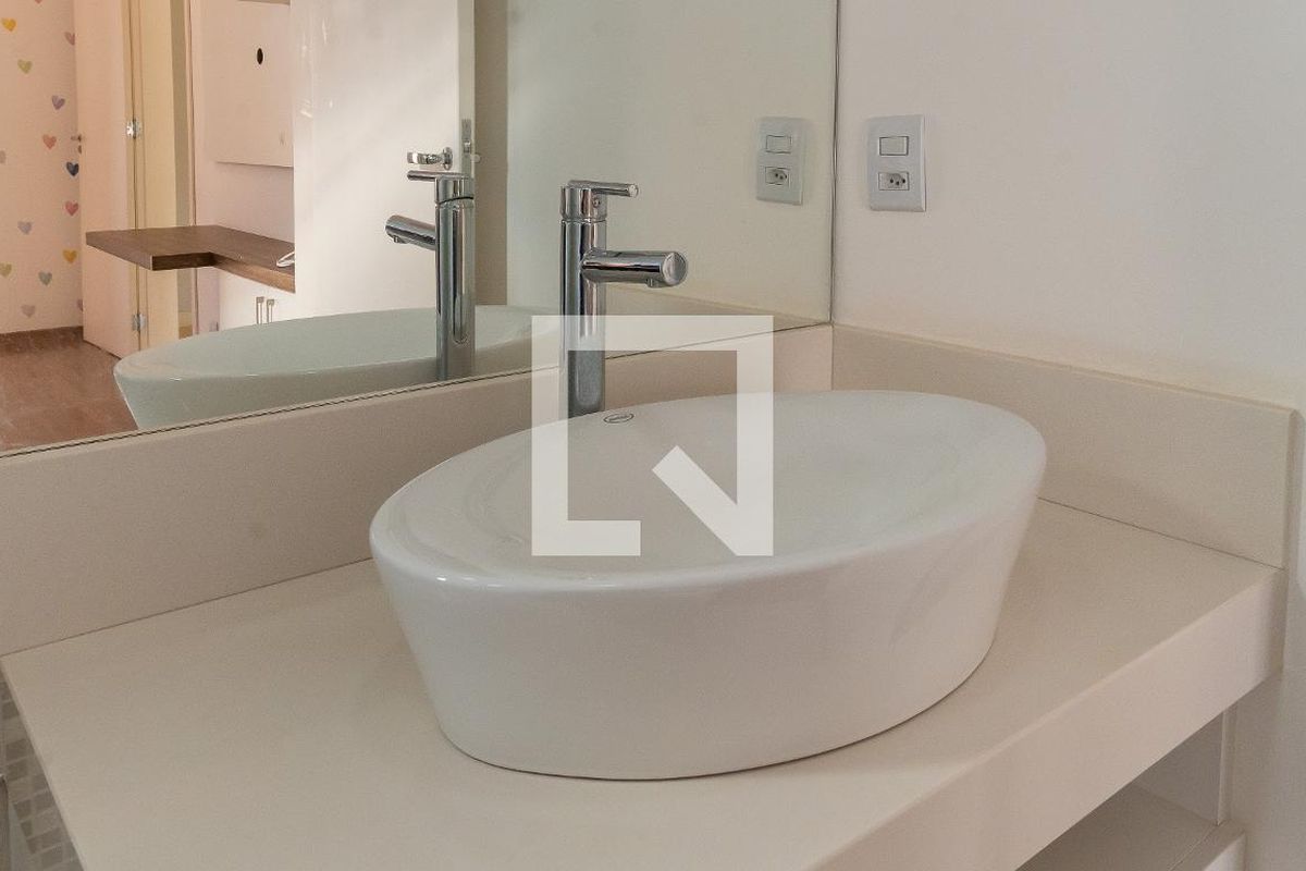 Casa à Venda - Swiss Park, 4 Quartos,  460 m2 em , Campinas - sp | SoloBR
