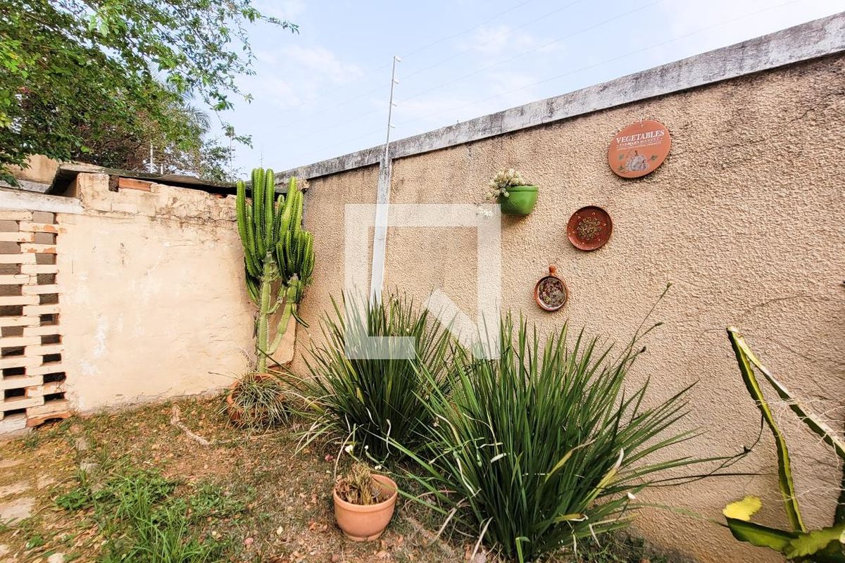 Casa à Venda - Vila Brandina, 4 Quartos,  235 m2 em , Campinas - sp | SoloBR