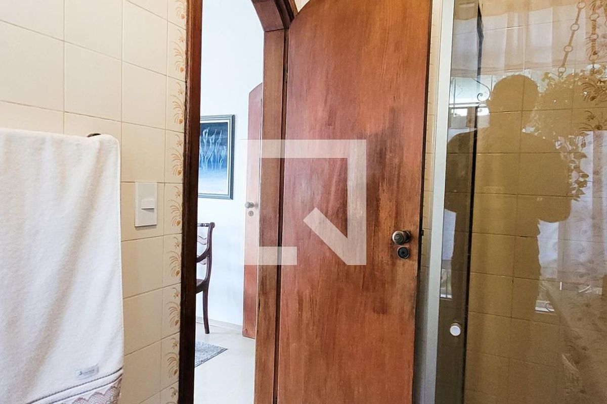 Casa à Venda - Vila Brandina, 4 Quartos,  235 m2 em , Campinas - sp | SoloBR