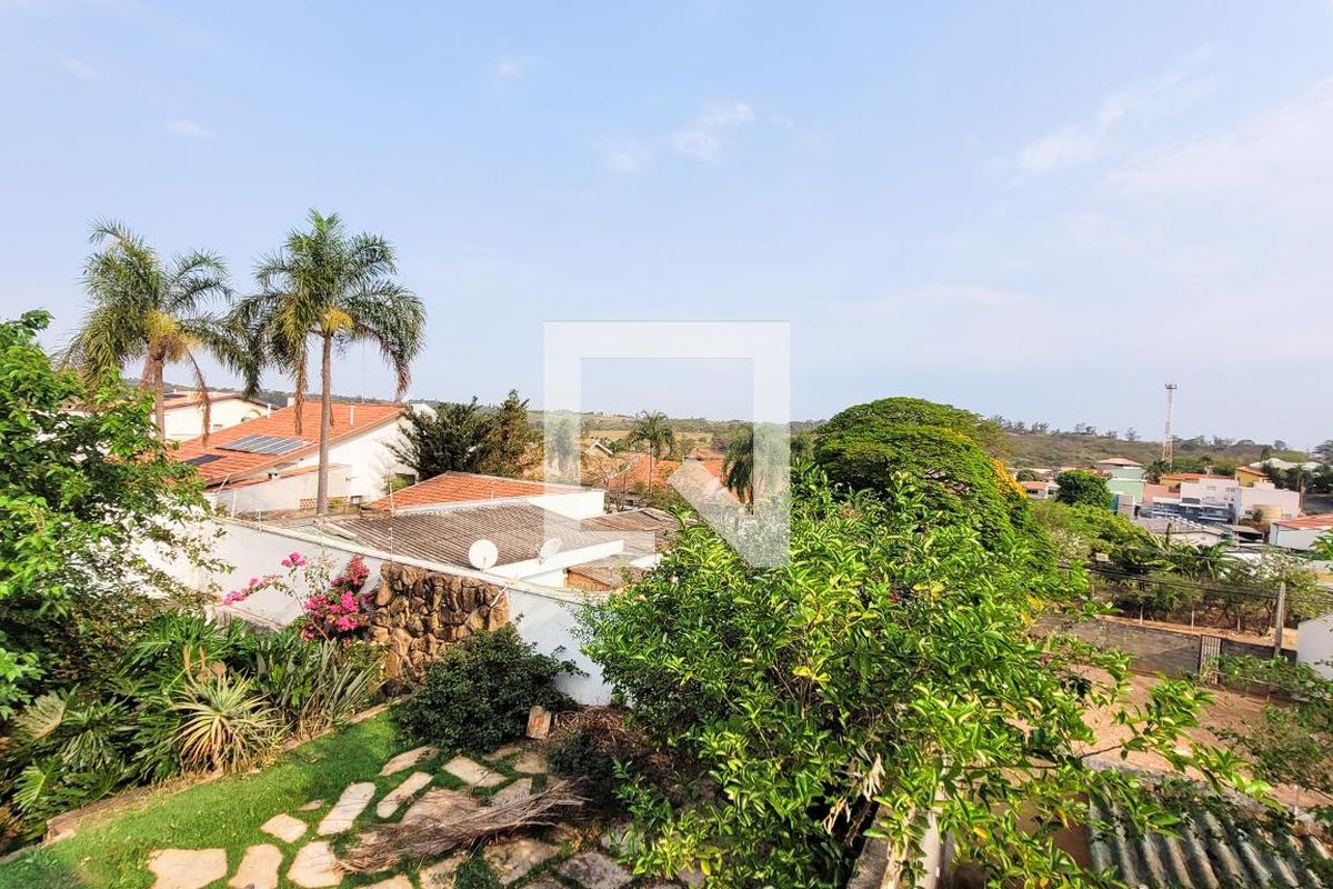 Casa à Venda - Vila Brandina, 4 Quartos,  235 m2 em , Campinas - sp | SoloBR