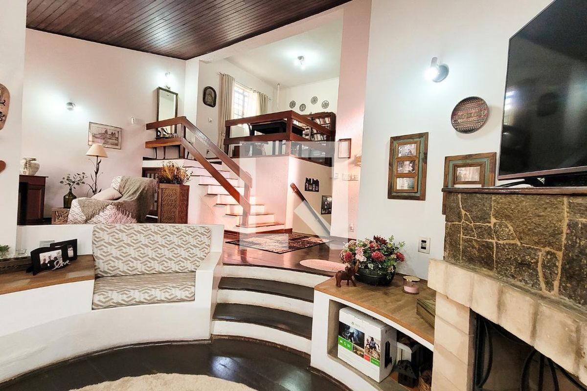 Casa à Venda - Vila Brandina, 4 Quartos,  235 m2 em , Campinas - sp | SoloBR