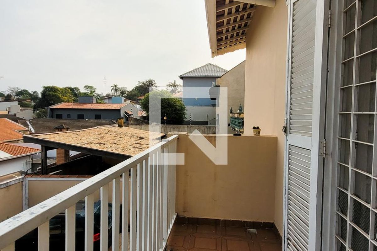 Casa à Venda - Vila Brandina, 4 Quartos,  235 m2 em , Campinas - sp | SoloBR