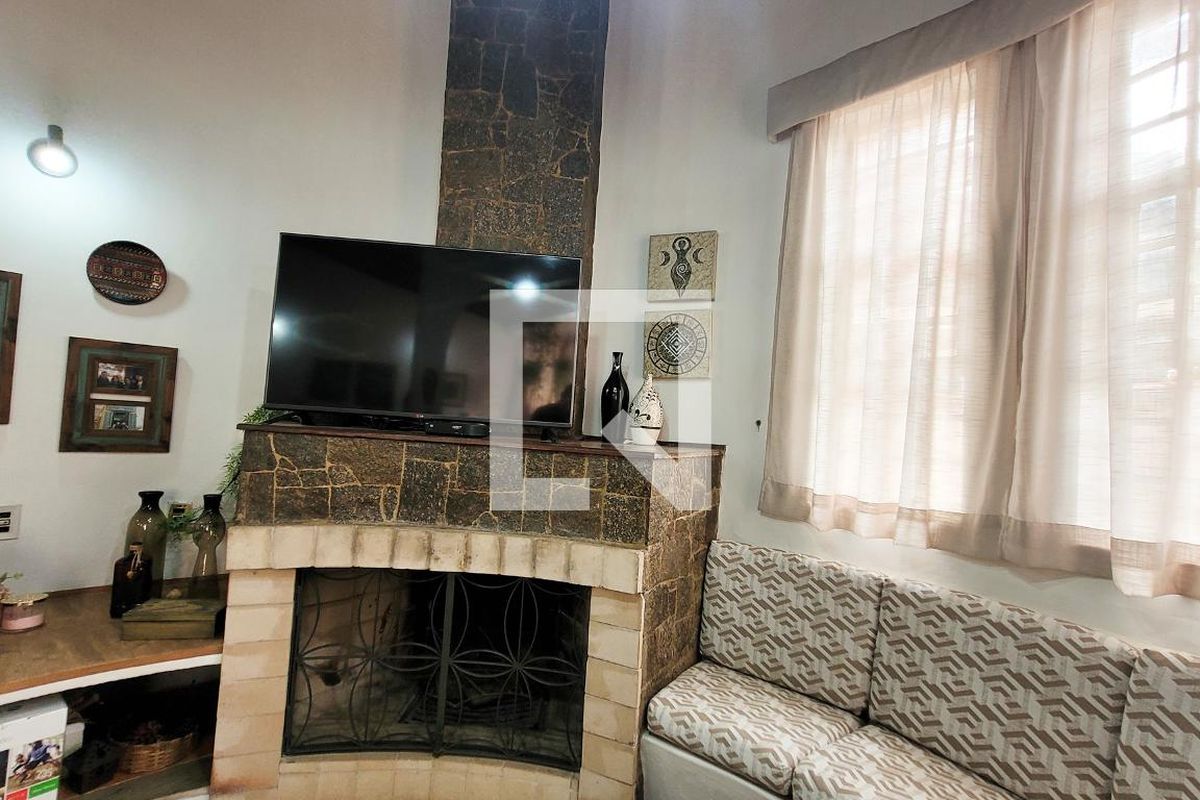 Casa à Venda - Vila Brandina, 4 Quartos,  235 m2 em , Campinas - sp | SoloBR