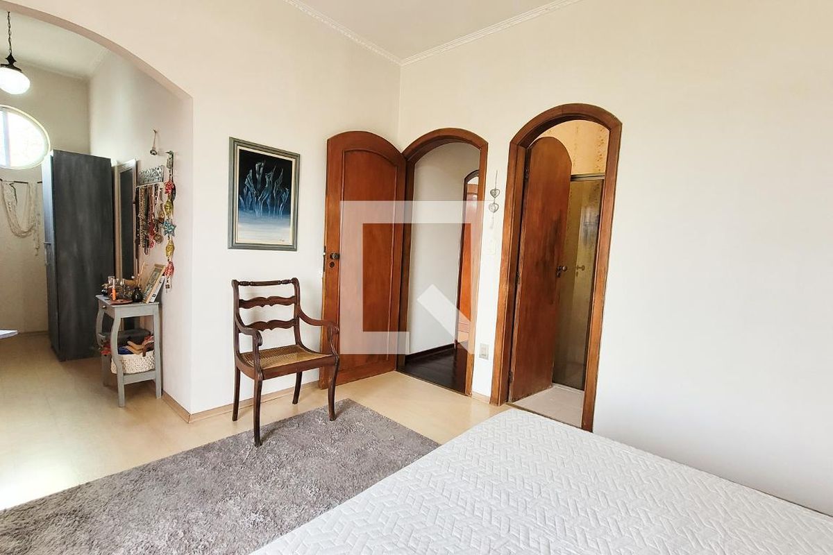 Casa à Venda - Vila Brandina, 4 Quartos,  235 m2 em , Campinas - sp | SoloBR