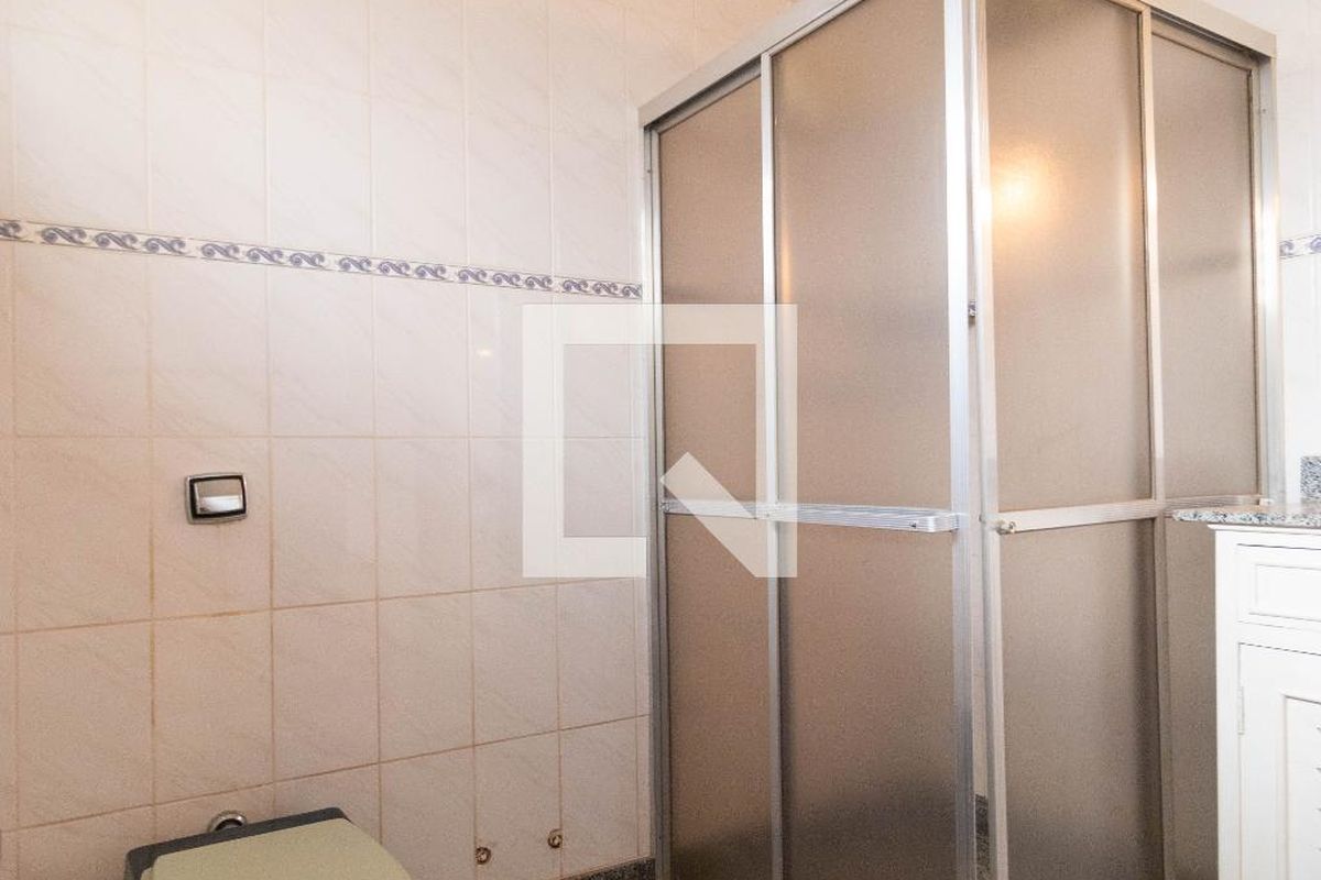 Casa à Venda - Jardim Flamboyant, 3 Quartos,  430 m2 em , Campinas - sp | SoloBR