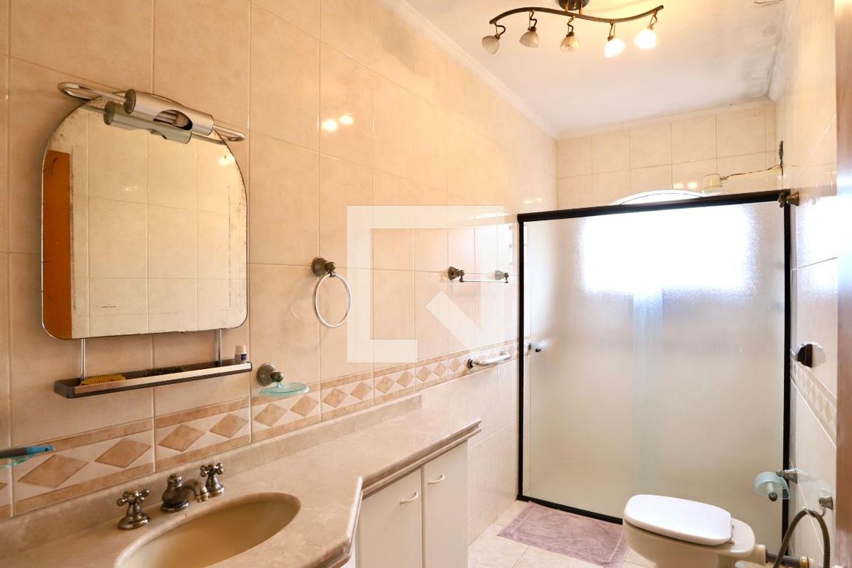Casa, 3 quartos, 220 m² - Foto 38