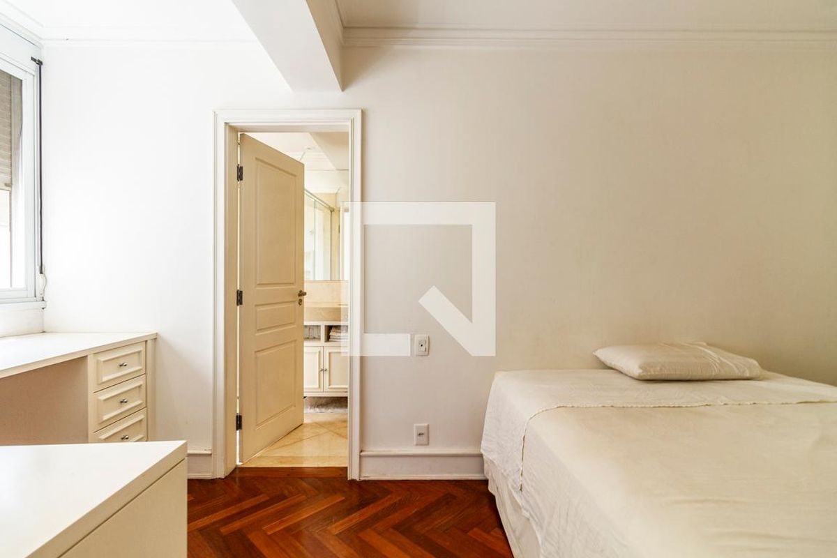 Apartamento, 2 quartos, 133 m² - Foto 10
