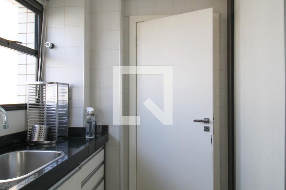 Apartamento à Venda - Cambuí, 5 Quartos,  552 m2 em , Campinas - sp | SoloBR