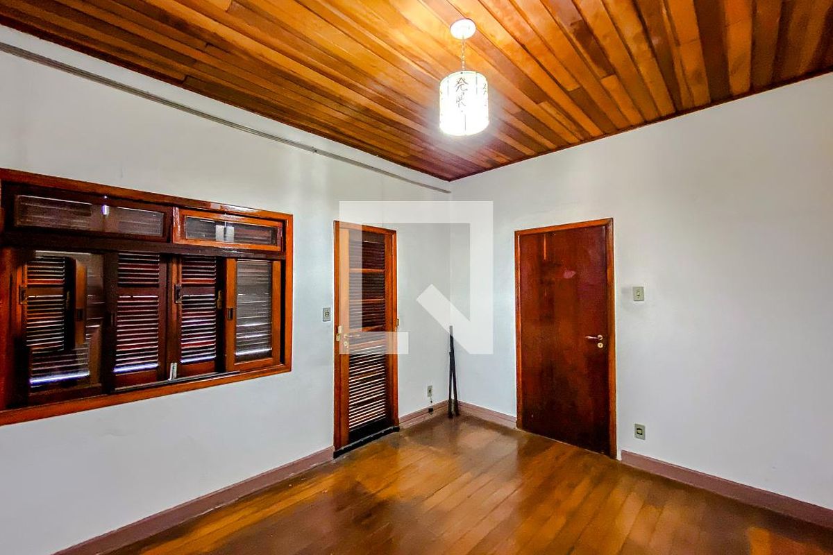 Casa, 3 quartos, 200 m² - Foto 49