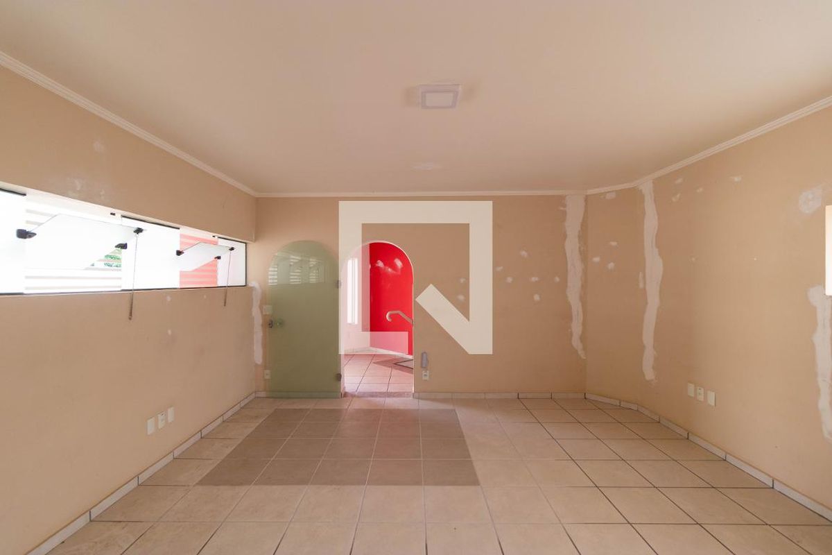 Casa à Venda - Jardim Planalto, 4 Quartos,  295 m2 em , Campinas - sp | SoloBR