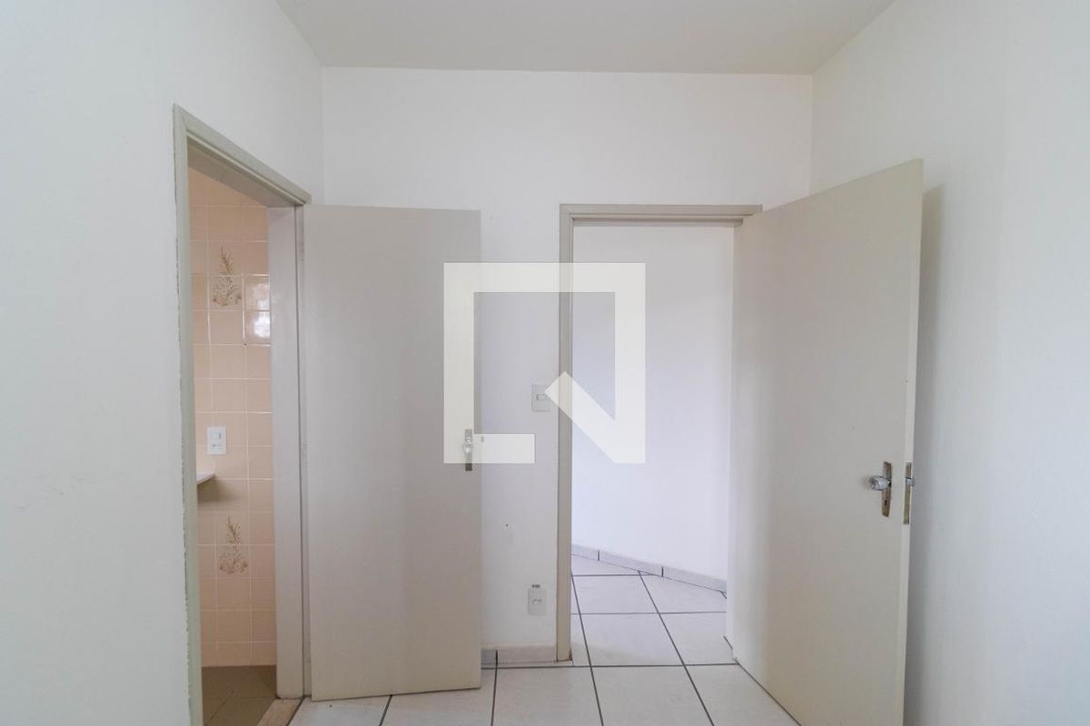 Casa à Venda - Jardim Planalto, 4 Quartos,  295 m2 em , Campinas - sp | SoloBR