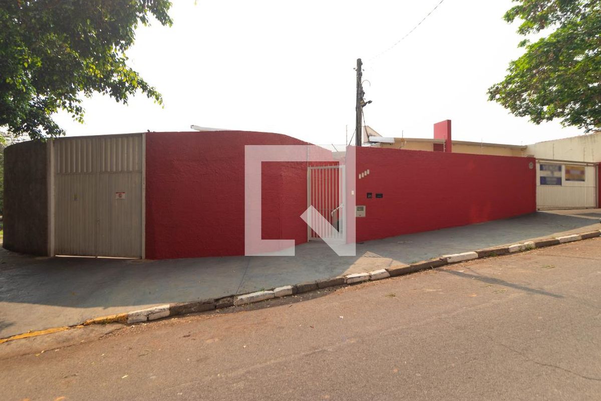 Casa à Venda - Jardim Planalto, 4 Quartos,  295 m2 em , Campinas - sp | SoloBR