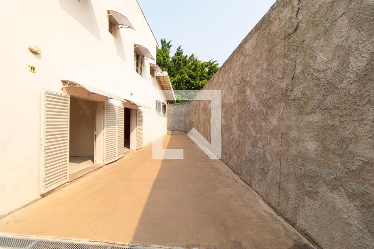 Casa à Venda - Jardim Planalto, 4 Quartos,  295 m2 em , Campinas - sp | SoloBR