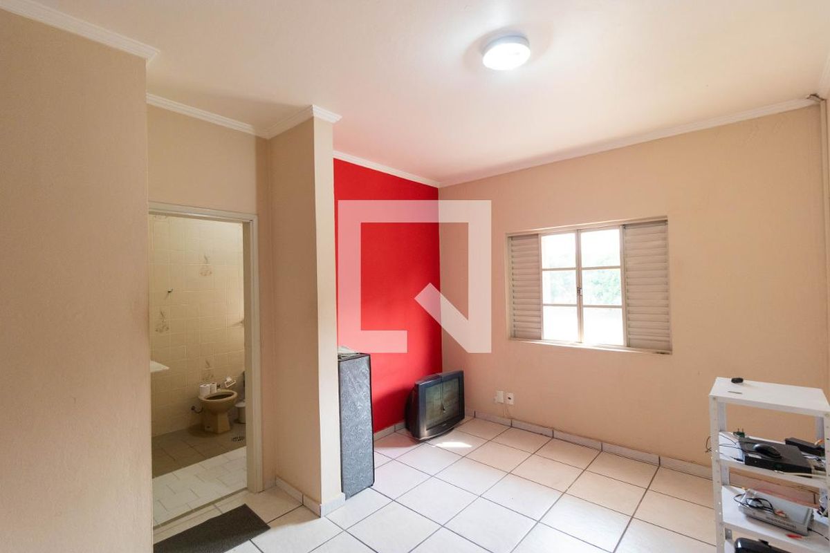 Casa à Venda - Jardim Planalto, 4 Quartos,  295 m2 em , Campinas - sp | SoloBR