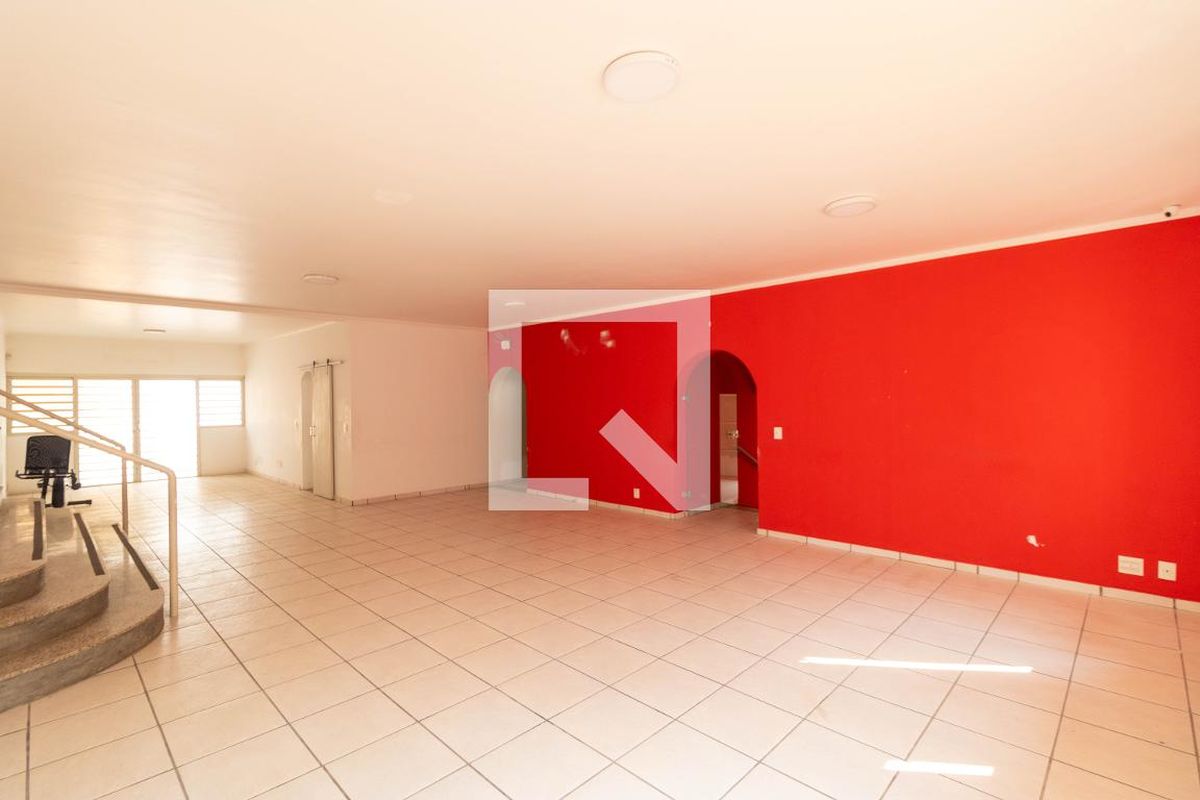 Casa à Venda - Jardim Planalto, 4 Quartos,  295 m2 em , Campinas - sp | SoloBR