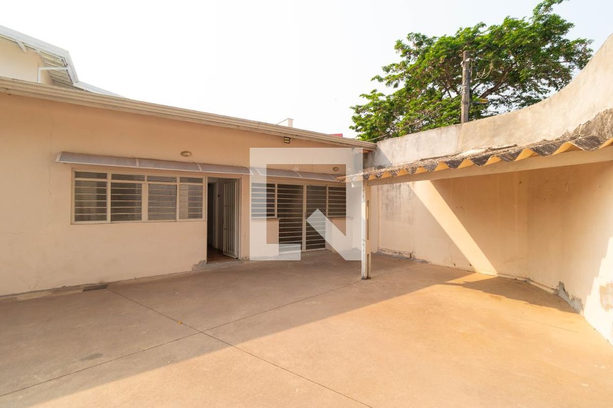 Casa à Venda - Jardim Planalto, 4 Quartos,  295 m2 em , Campinas - sp | SoloBR