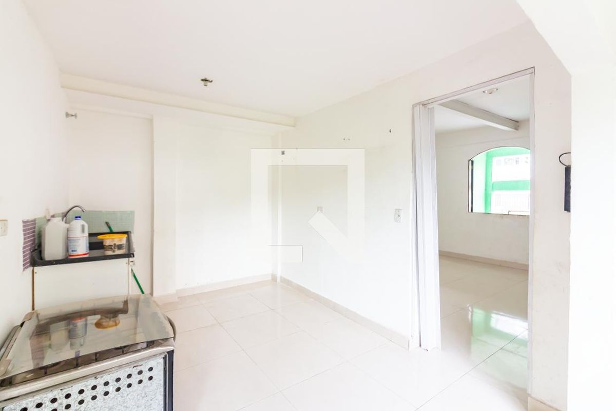 Casa, 2 quartos, 240 m² - Foto 18
