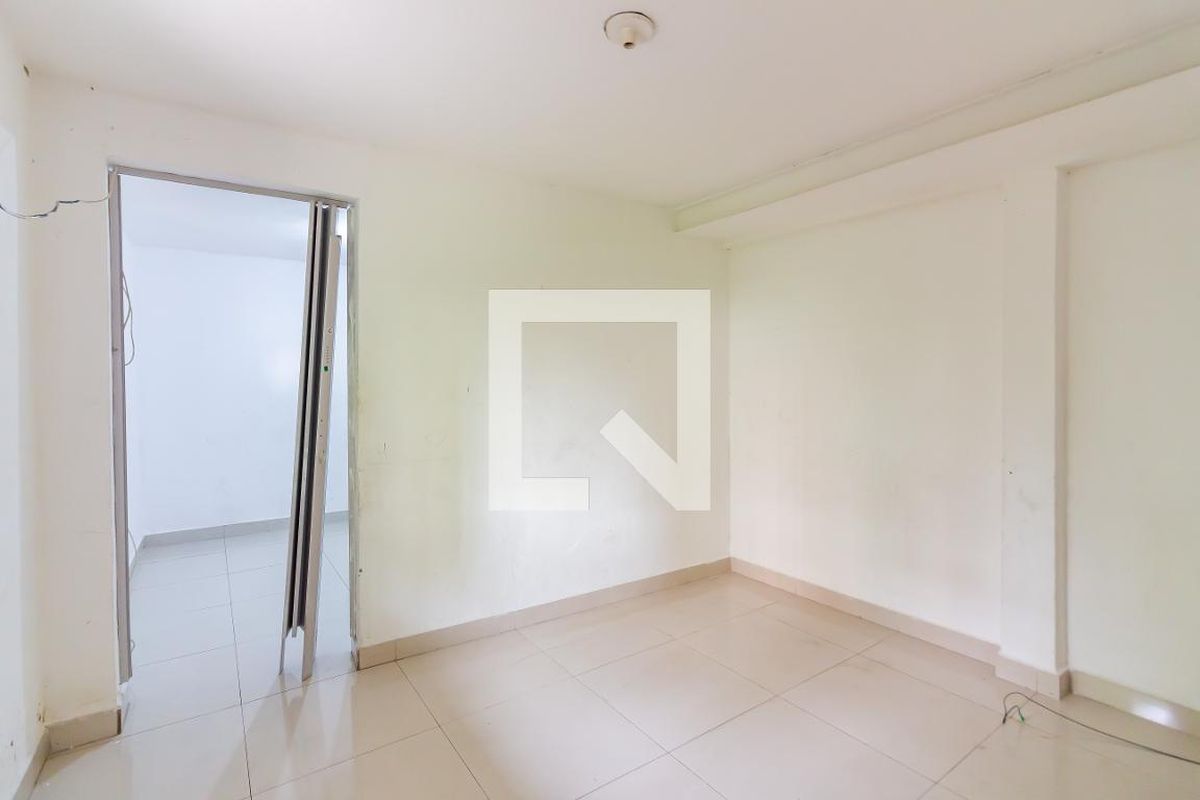 Casa, 2 quartos, 240 m² - Foto 12
