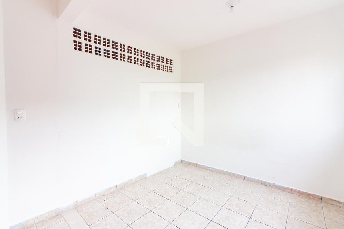 Casa, 2 quartos, 240 m² - Foto 10
