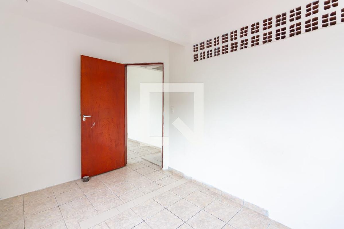 Casa, 2 quartos, 240 m² - Foto 11
