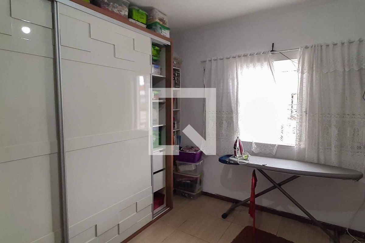 Casa, 4 quartos, 200 m² - Foto 13