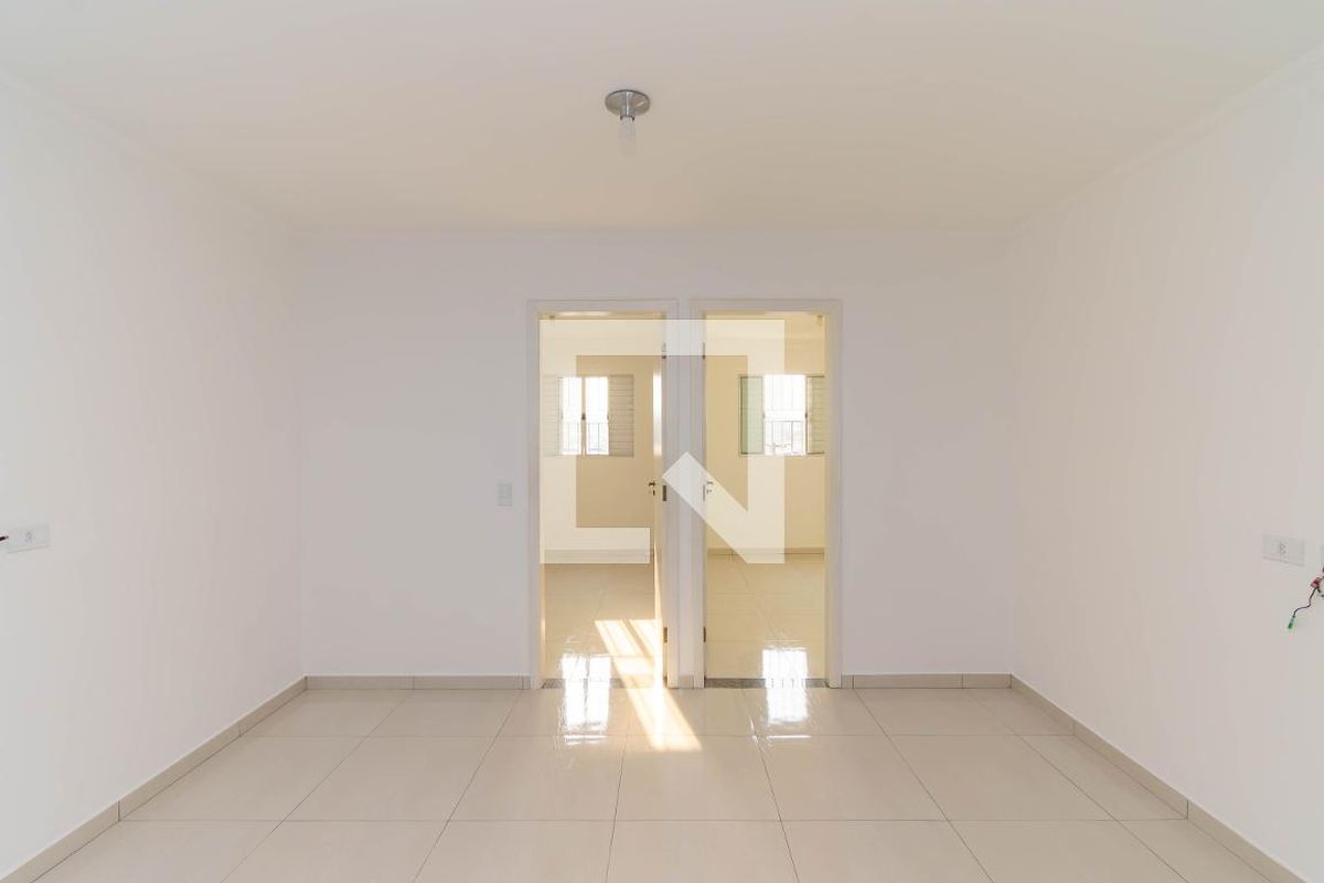 Casa com 2 quartos para alugar em Jardim Imperador (zona Leste), São