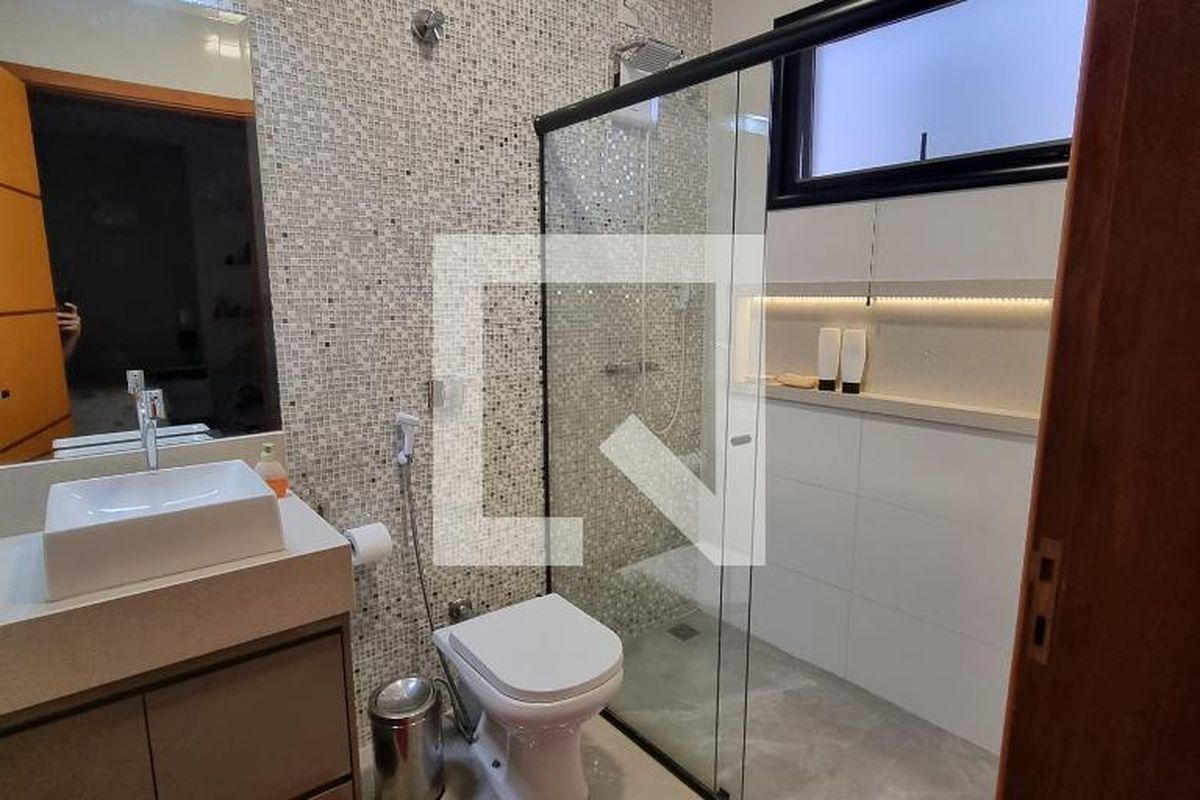Casa à Venda - Swiss Park, 3 Quartos,  376 m2 em , Campinas - sp | SoloBR