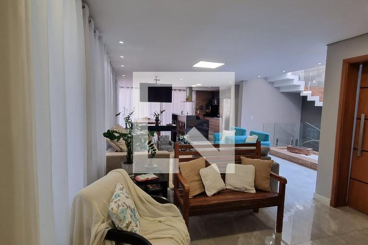 Casa à Venda - Swiss Park, 3 Quartos,  376 m2 em , Campinas - sp | SoloBR