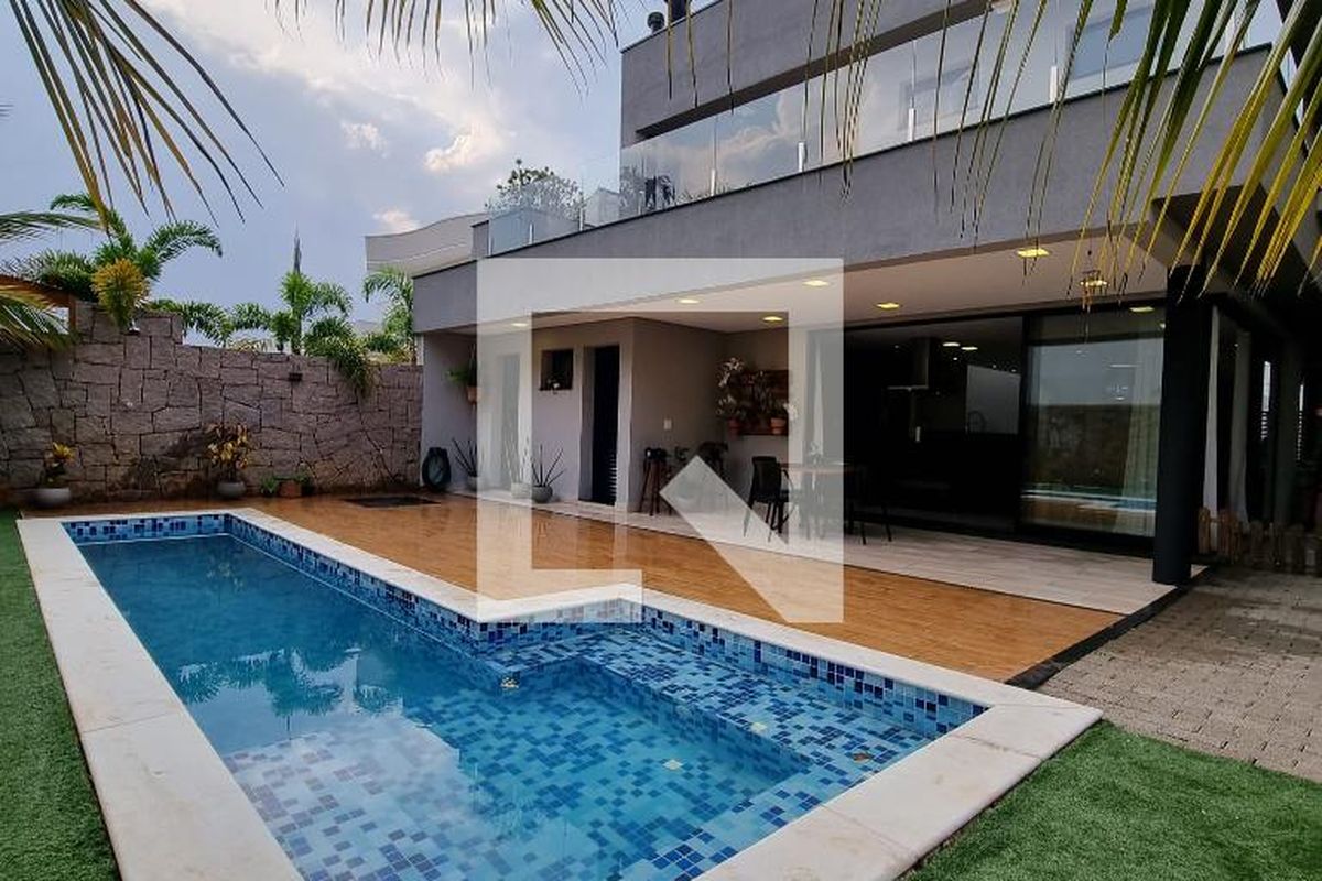 Casa à Venda - Swiss Park, 3 Quartos,  376 m2 em , Campinas - sp | SoloBR