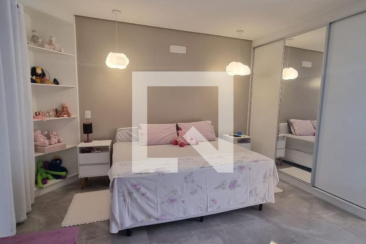 Casa à Venda - Swiss Park, 3 Quartos,  376 m2 em , Campinas - sp | SoloBR