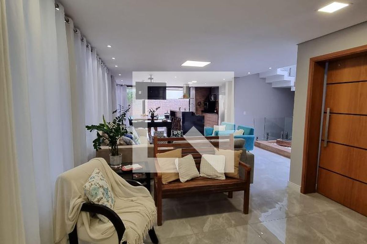 Casa à Venda - Swiss Park, 3 Quartos,  376 m2 em , Campinas - sp | SoloBR