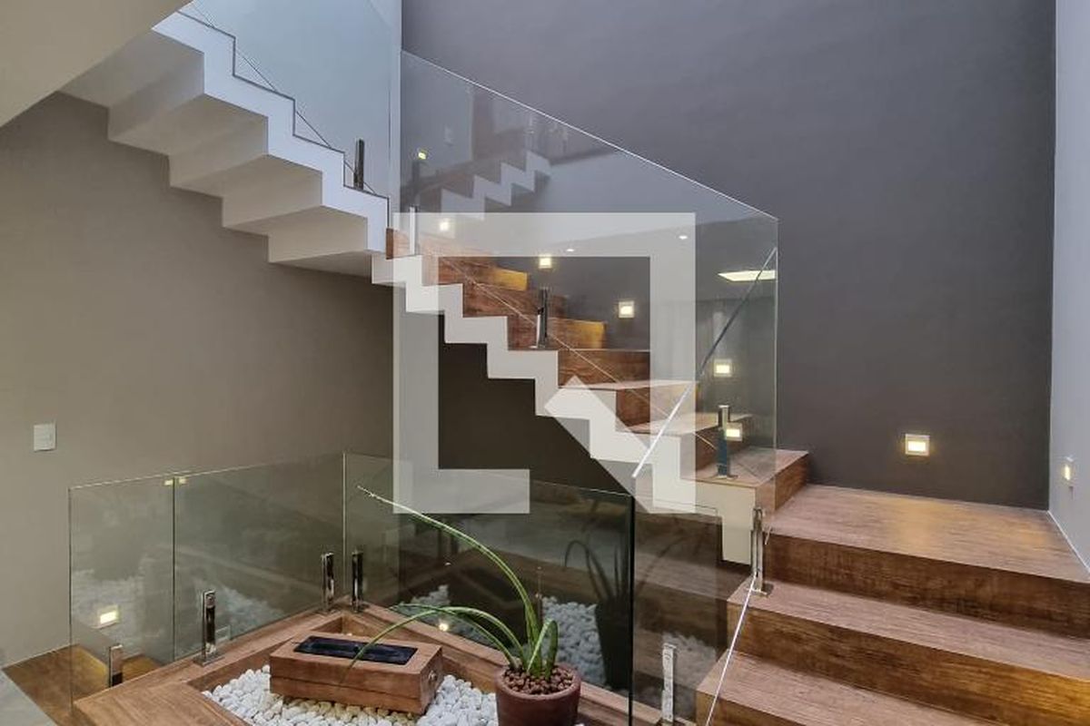Casa à Venda - Swiss Park, 3 Quartos,  376 m2 em , Campinas - sp | SoloBR