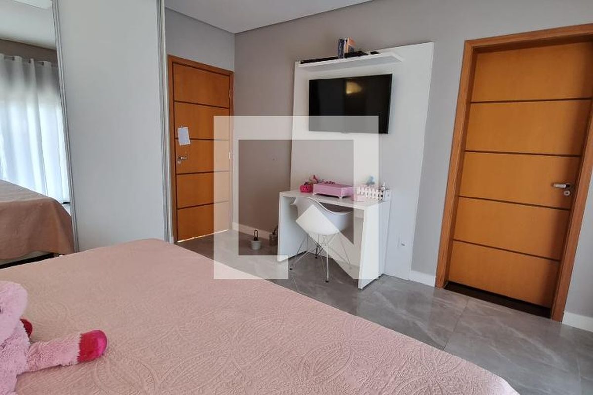 Casa à Venda - Swiss Park, 3 Quartos,  376 m2 em , Campinas - sp | SoloBR