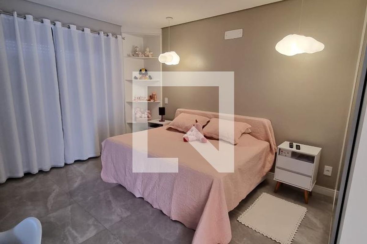 Casa à Venda - Swiss Park, 3 Quartos,  376 m2 em , Campinas - sp | SoloBR
