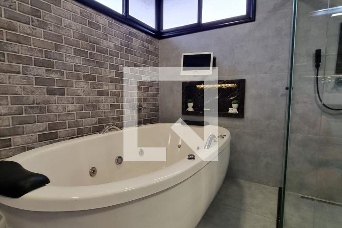 Casa à Venda - Swiss Park, 3 Quartos,  376 m2 em , Campinas - sp | SoloBR