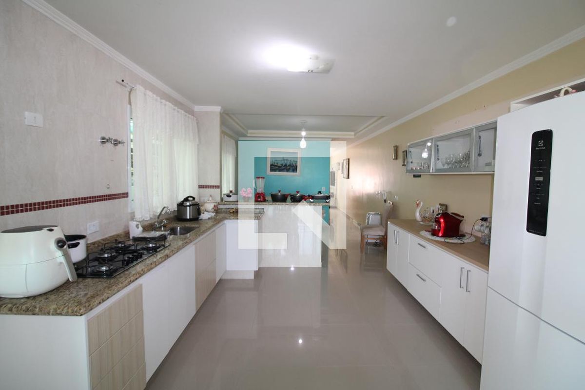 Casa, 3 quartos, 244 m² - Foto 80
