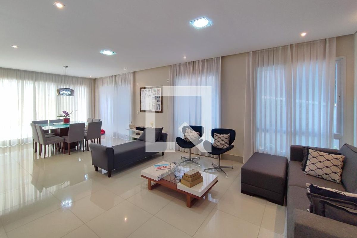 Casa à Venda - Swiss Park, 4 Quartos,  360 m2 em , Campinas - sp | SoloBR
