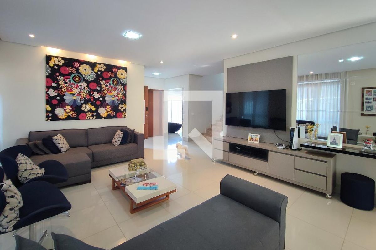 Casa à Venda - Swiss Park, 4 Quartos,  360 m2 em , Campinas - sp | SoloBR