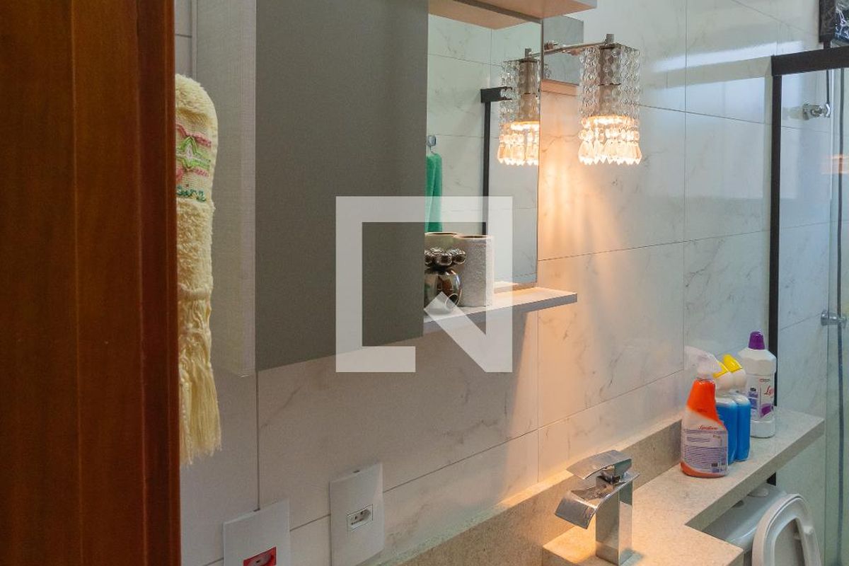 Casa à Venda - Swiss Park, 5 Quartos,  330 m2 em , Campinas - sp | SoloBR