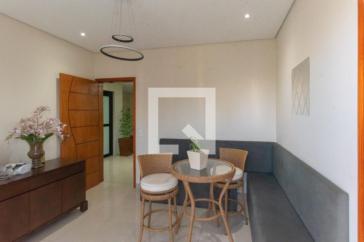Casa à Venda - Swiss Park, 5 Quartos,  330 m2 em , Campinas - sp | SoloBR