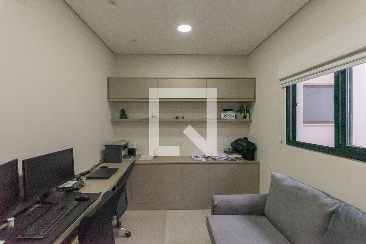 Casa à Venda - Swiss Park, 5 Quartos,  330 m2 em , Campinas - sp | SoloBR